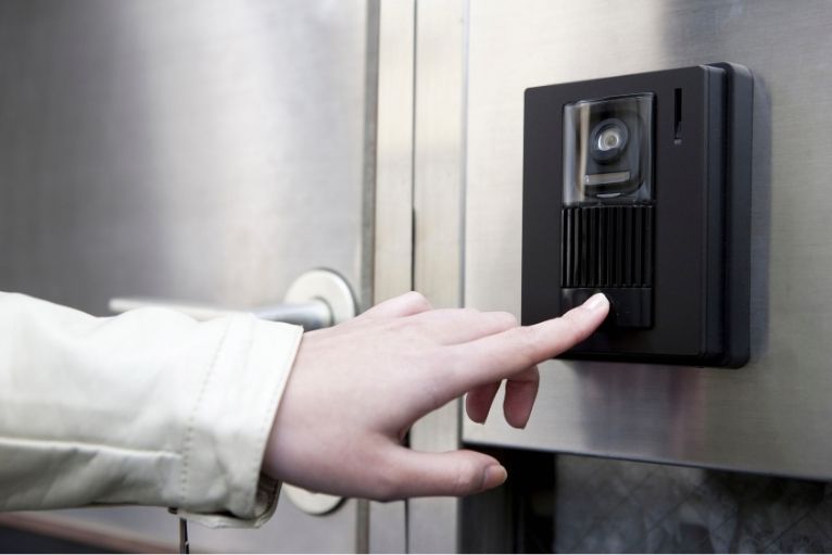Installation interphone entreprise - Normax Sécurité